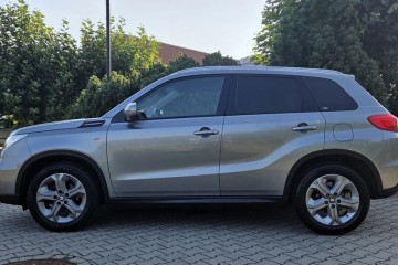 Aso Suzuki*Kamera*106 tys. wpisuje na fakturze*Org.lakier*1 właściciel